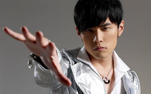 周杰伦谈谢霆锋时代（谢霆锋说我红的时候杰伦还没出道）(1)