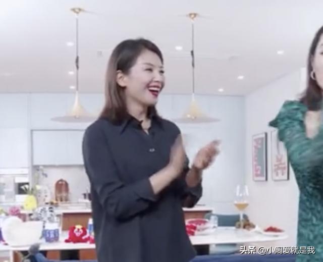 刘敏涛舞台（刘敏涛直播跳女团舞）(7)