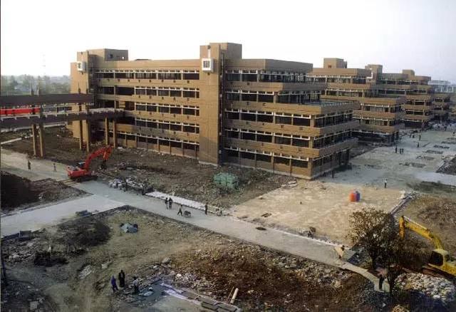 浙大紫金港校区最新消息（那么大大大的校区是如何建成的）(34)