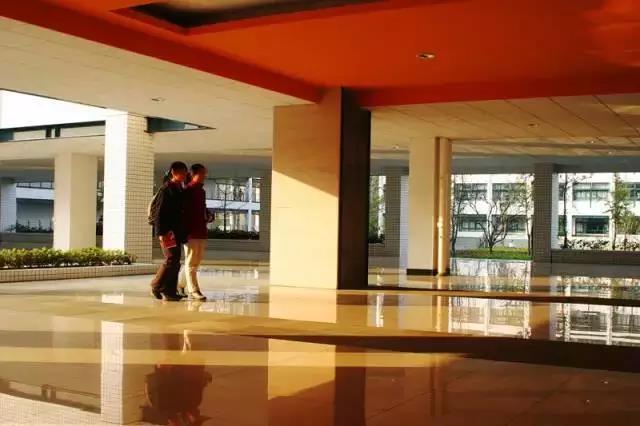 浙大紫金港校区最新消息（那么大大大的校区是如何建成的）(58)