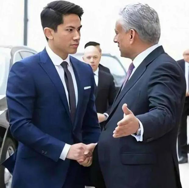 文莱王子与吴尊的关系(文莱王子颜值不输吴尊)(29)