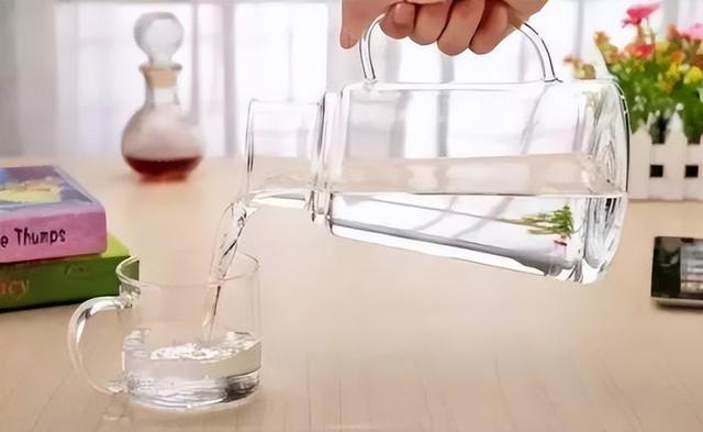 饮水正确方法和技巧（喝水要对）(7)