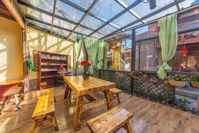 丽江最值得去的民宿(丽江民宿价格飞涨的旺季)(17)