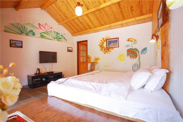 丽江最值得去的民宿(丽江民宿价格飞涨的旺季)(50)