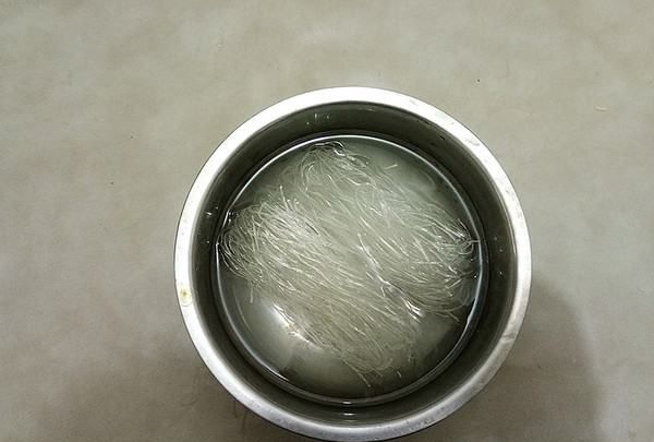 扇贝粉丝蒜蓉家常做法,扇贝粉丝蒜蓉家常做法蒸几分钟窍门鲍鱼图5