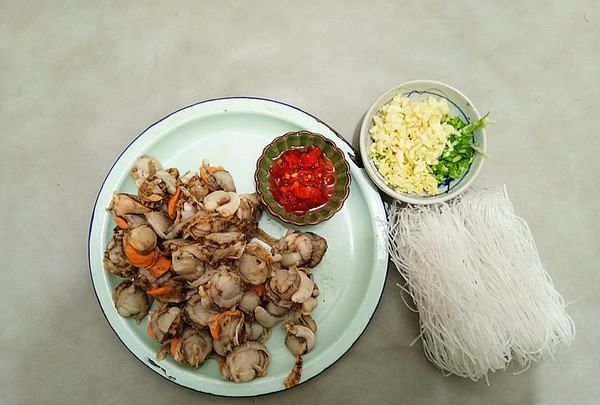 扇贝粉丝蒜蓉家常做法,扇贝粉丝蒜蓉家常做法蒸几分钟窍门鲍鱼图4