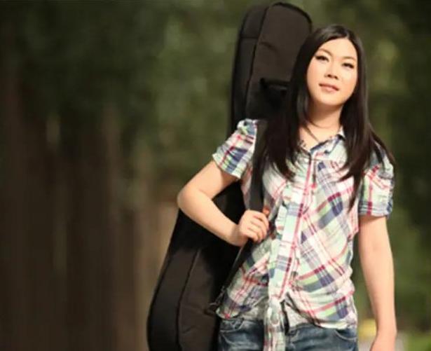 一夜爆红的西单女孩(16岁独闯北京卖唱为生)(11)