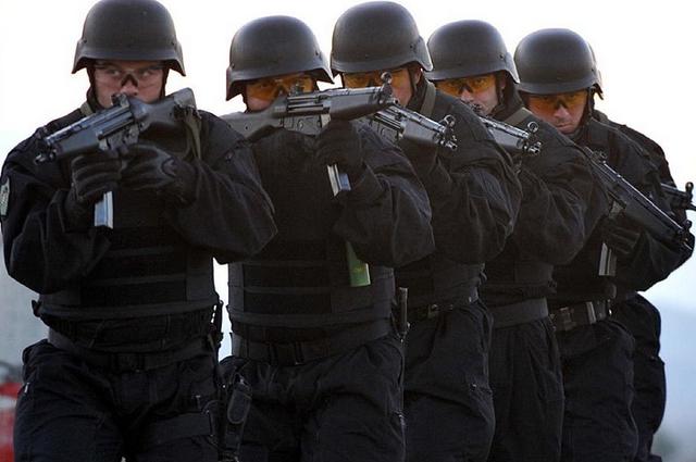 美国单兵的顶级装备都有什么(穿梭于海陆间的幽灵)(1)