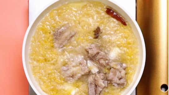 排骨汤怎样去腥味,炖排骨怎样去除排骨的腥味图9