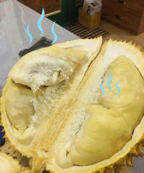 吃了个榴莲到了晚上就睡不着是上火了吗