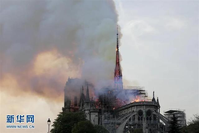 巴黎圣母院大火修复情况(被大火吞噬一周年后)(4)