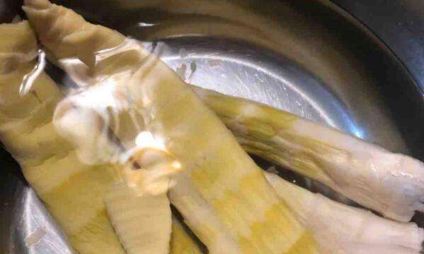 扁尖的做法大全,扁尖焖老鸭的家常做法大全怎么做好吃图2