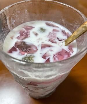 葡萄撞奶放什么奶