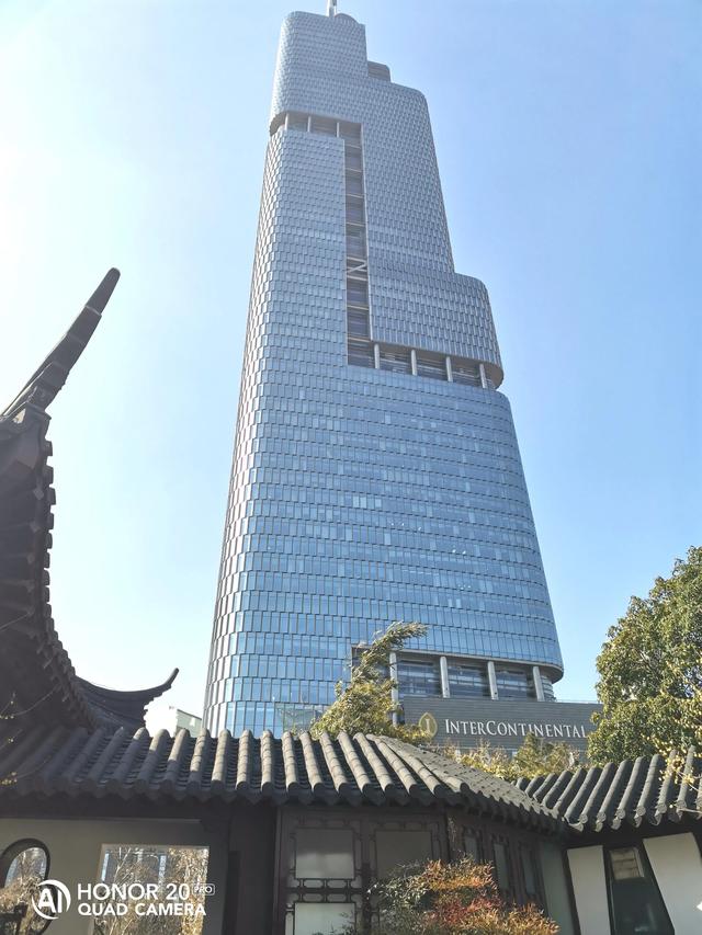 南京的第一高楼700米 南京第一高楼紫峰大厦(2)