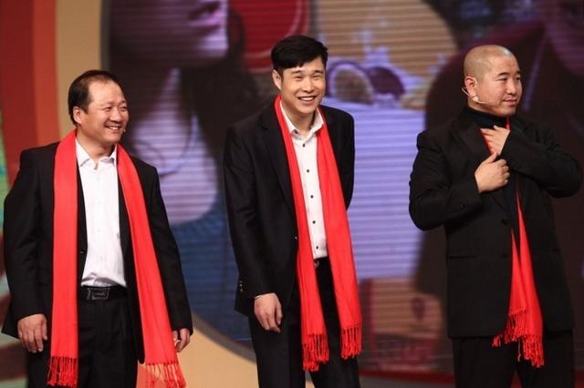 辽宁民间艺术团曾经的团长都有谁(辽宁民间艺术团竟发现三个团长)(2)