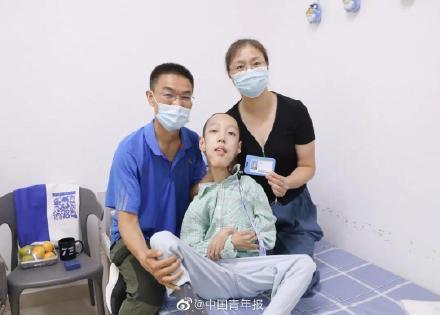 北京航天航空大学18公斤学生(体重18公斤新生来北航报到)(1)