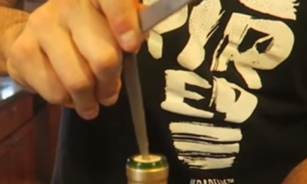 红酒没有开瓶器怎么办,怎么开红酒 没有开瓶器图2