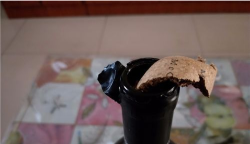 红酒没有开瓶器怎么办,怎么开红酒 没有开瓶器图12