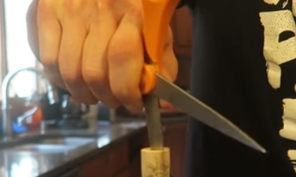 红酒没有开瓶器怎么办,怎么开红酒 没有开瓶器图3