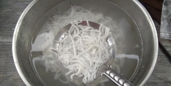 士豆粉怎样做好吃,土豆粉怎么做好吃图9