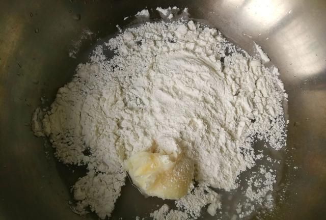 老婆饼的由来，老婆饼里没老婆，为什么叫老婆饼？图4