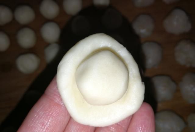 老婆饼的由来，老婆饼里没老婆，为什么叫老婆饼？图8