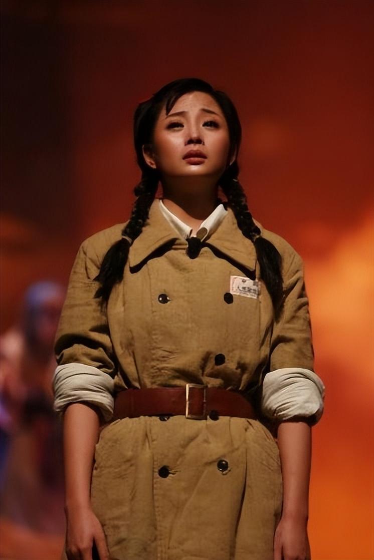 殷桃个人资料简介 :一段失败的婚姻,离婚后感情不断,43岁越活越年轻