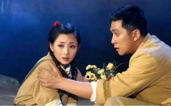 殷桃个人资料简介 :一段失败的婚姻,离婚后感情不断,43岁越活越年轻