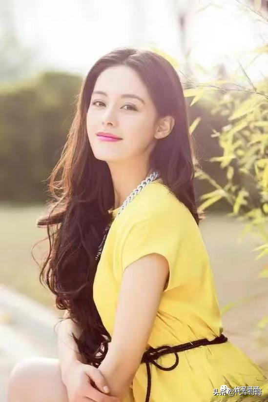 “央视亲女儿”王力可:出道18年40次演女主角,35岁还是不温不火