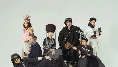 天生歌姬阿朵,从“天生尤物”到回归原生态,她到底经历了什么