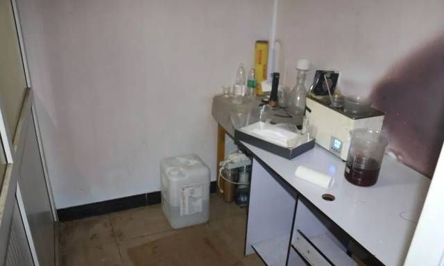 黄碱是从什么提取的