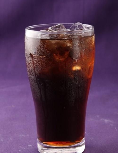 可乐最初诞生时是什么颜色蚂蚁庄园