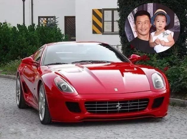 吴京个人资料及生活(硬汉吴京住8000万豪宅,开490万法拉利,他的生活让男人非常羡慕)