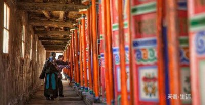 ​藏族的风俗习惯，云南藏族都有哪些风俗习惯？