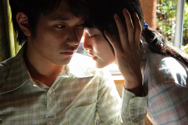 挪威的森林是谁写的(村上春树《挪威的森林》:是不是真爱,可以从三点来判断)