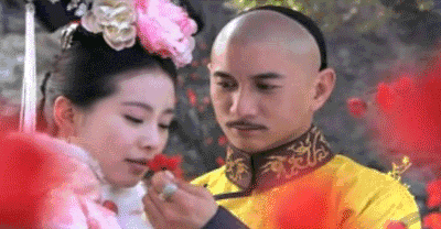 八阿哥是谁演的(还记得《步步惊心》的八阿哥吗?他都有孩子了)