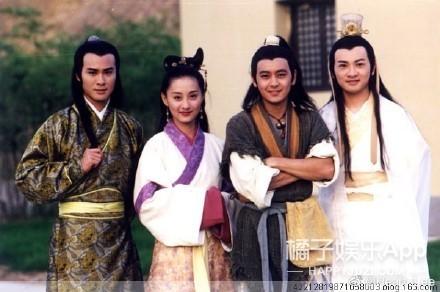 八阿哥是谁演的(还记得《步步惊心》的八阿哥吗?他都有孩子了)