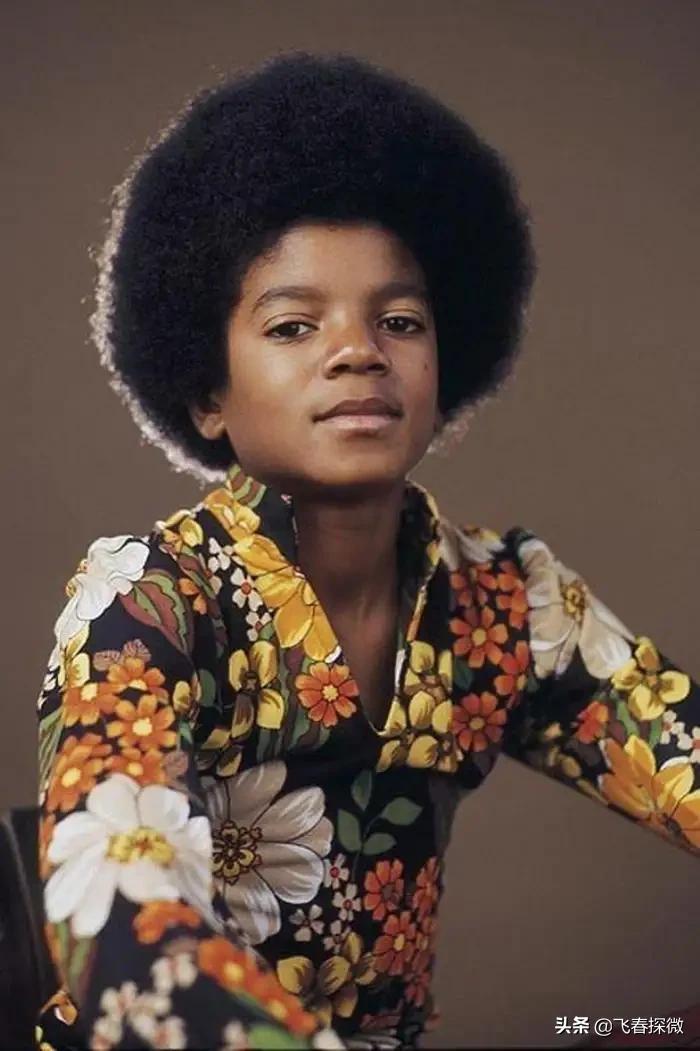 太空步是谁发明的(杰克逊为何能成为不朽?仅仅是因为发明了太空步和45°站立吗?)