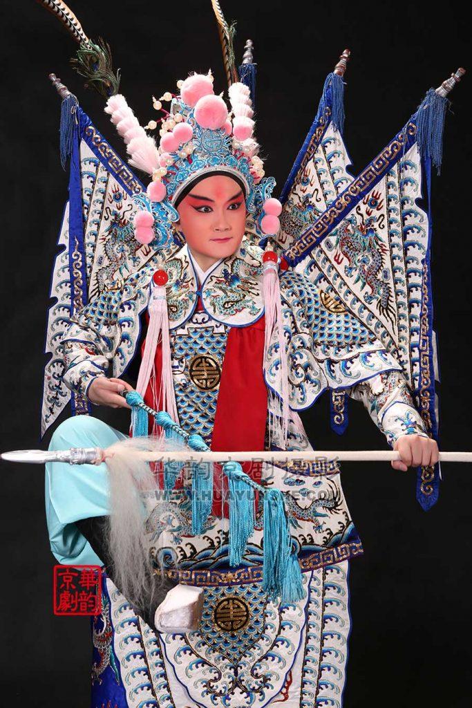 杨宗保是谁的儿子(杨家将故事里的杨宗保是虚构人物,杨文广是杨六郎之子?)