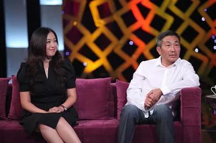 杜源的妻子是谁(演员杜源:4岁认识爱妻,为何结婚40年无绯闻?)