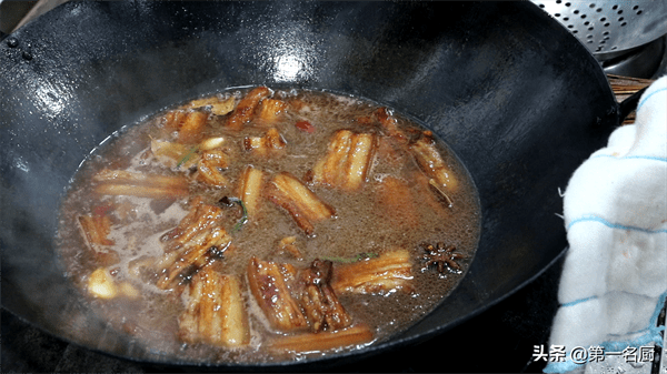 五花肉是指猪身上哪里的肉(“上五花”和“下五花”如何区分)