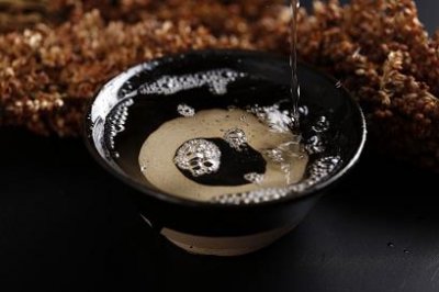 ​劲牌窖酒52度多少钱一瓶(劲牌窖酒52度5升多少钱)