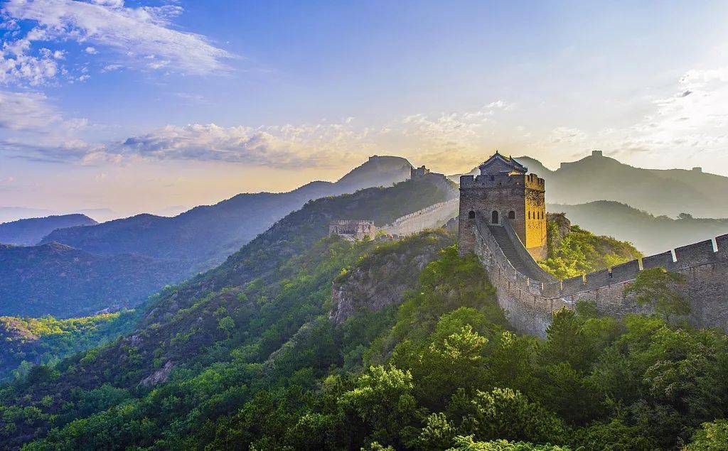 长城是什么时候开始修建的(长城有多大价值)