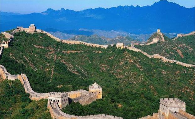 长城是什么时候开始修建的(长城有多大价值)