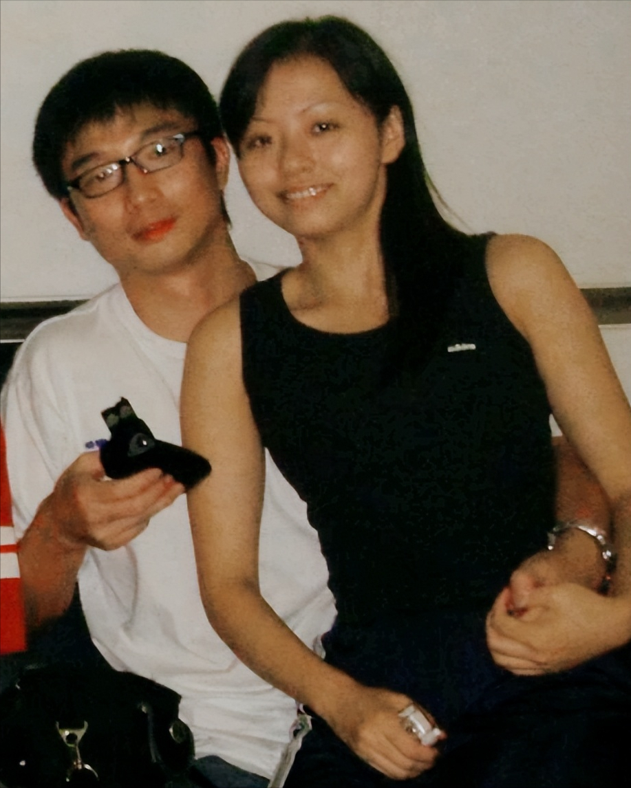 张靓颖冯柯：15年的爱情最后只剩欺骗，如今两人离婚之后现况如何