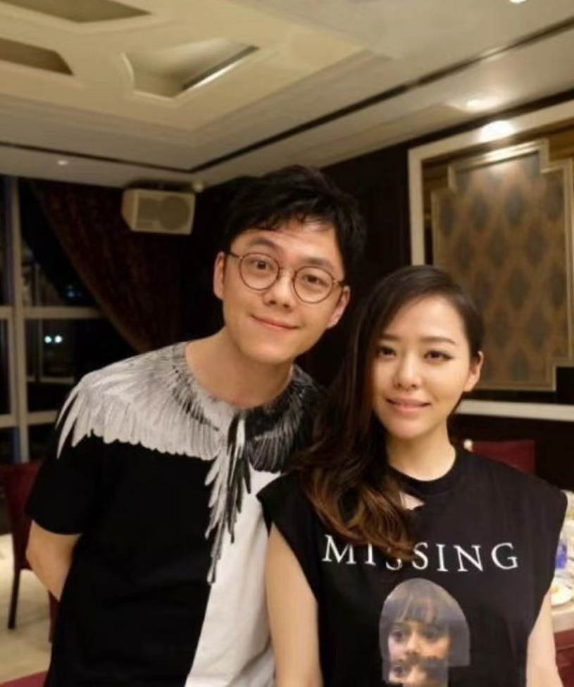 张靓颖冯柯：15年的爱情最后只剩欺骗，如今两人离婚之后现况如何