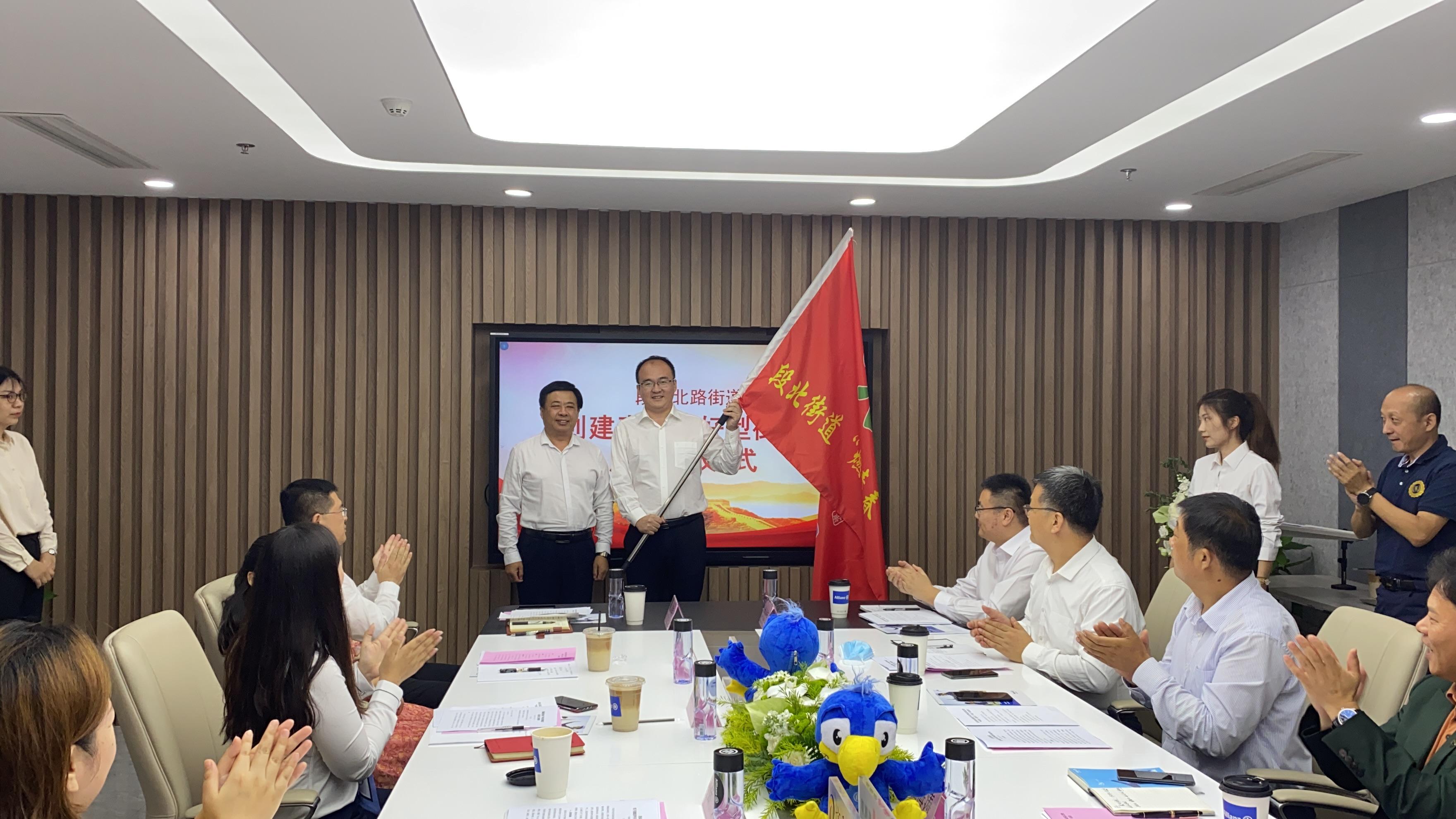 刘名洋简介(企业版“远亲不如近邻”——“八竿子打不着”的企业进了同一个微信群)