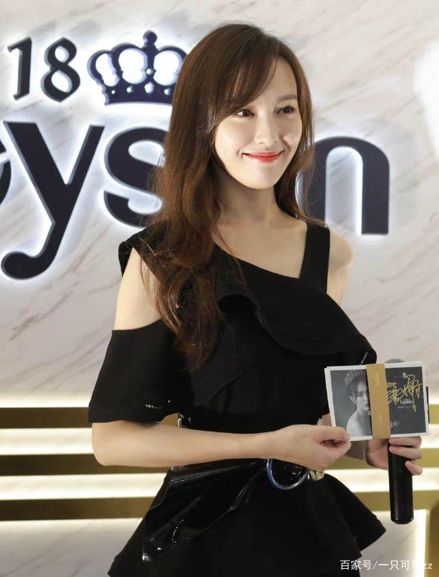 看完唐嫣的生图,才知道她的美貌和身材都被“低估”了