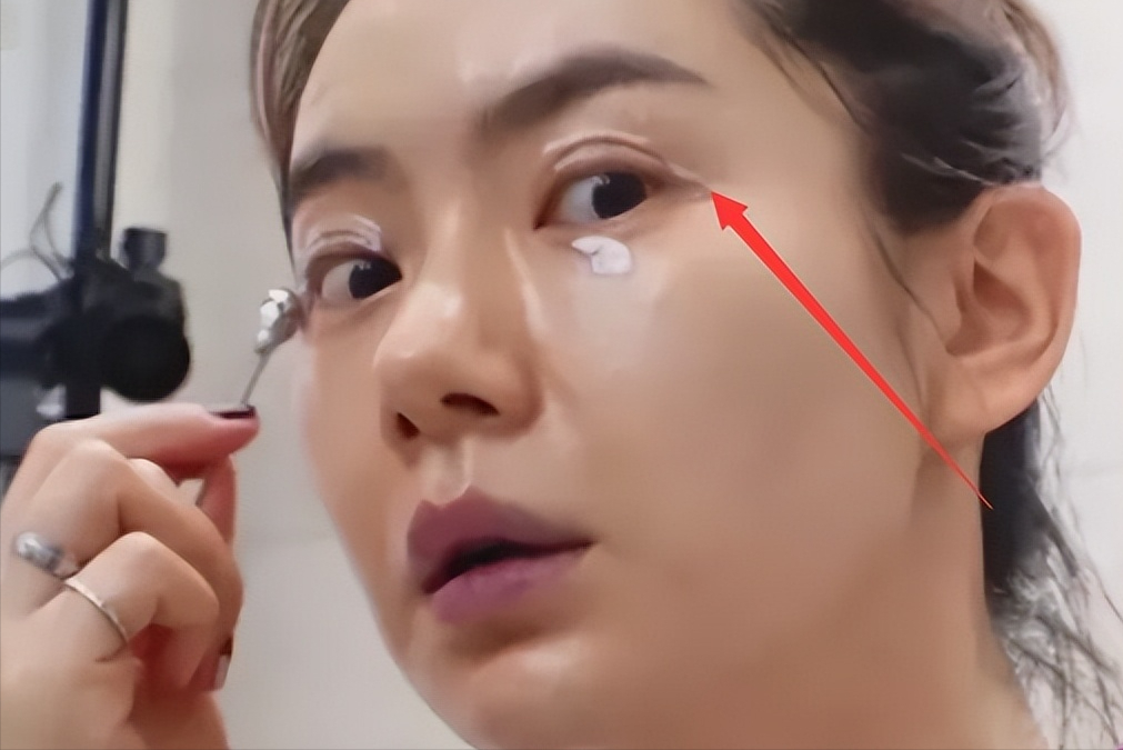 戚薇:性格迷倒一众男星,王思聪愿为她打破不婚原则!