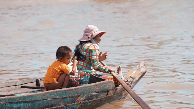 世界上优秀的女性（每一位这样的女性）(33)
